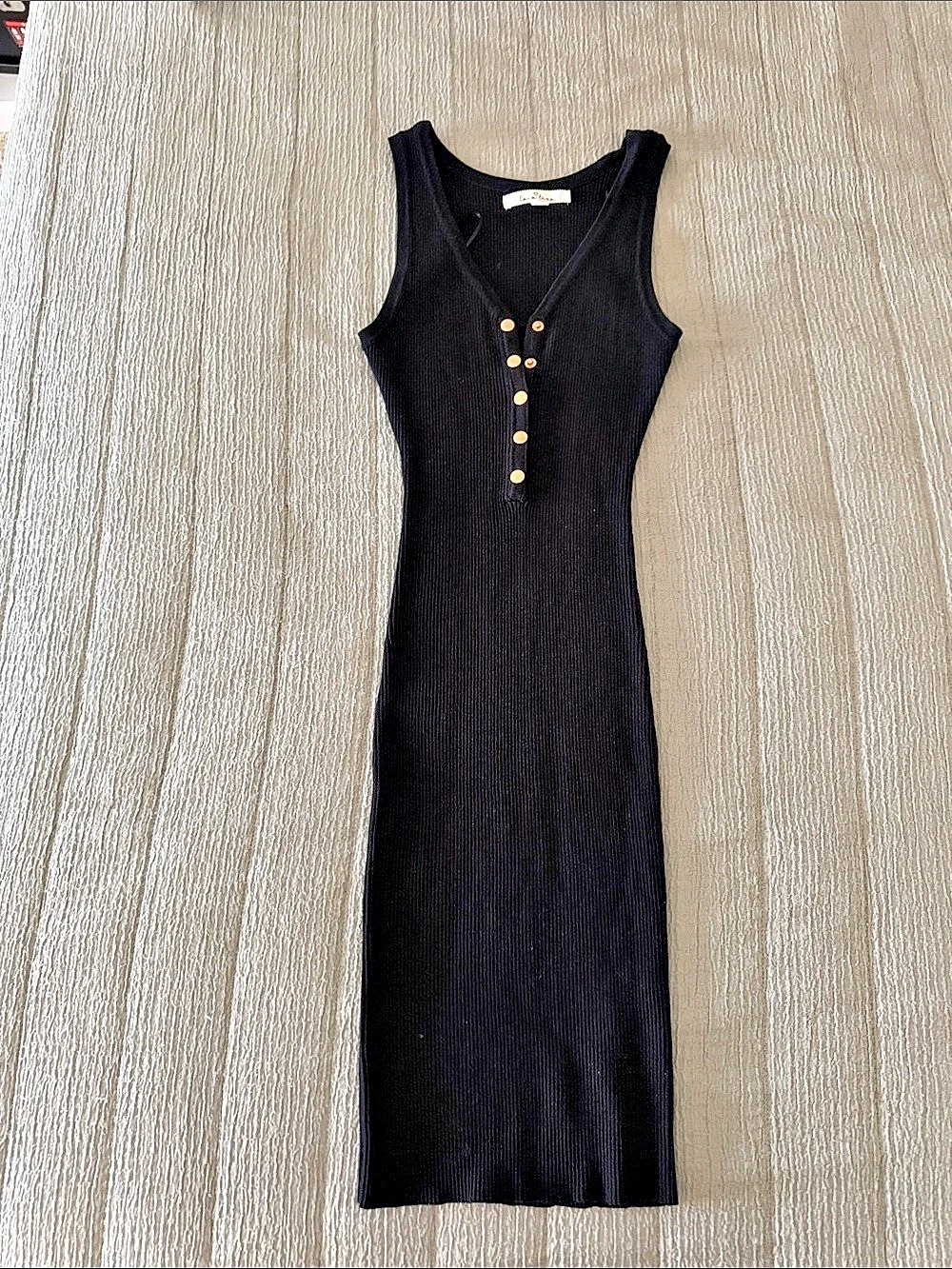 Love Tree Ribbed Midi Dress in Black Size Small Like New
